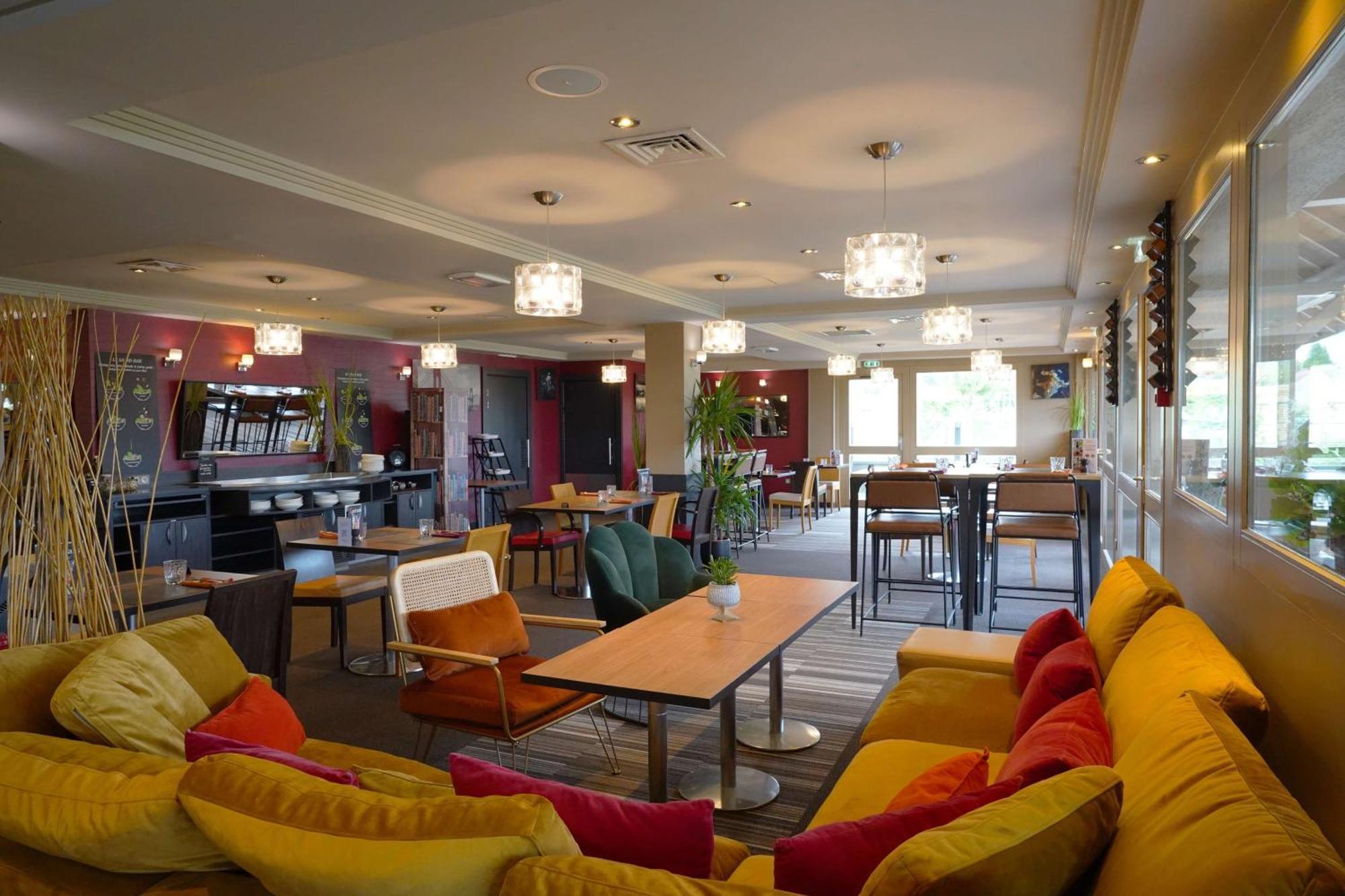 Best Western L'Atelier 117 Maubeuge Exterior photo
